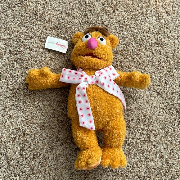 NWT FOZZIE Bear muppets 16” plush